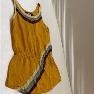 L.A.M.B. Size 4 Gorgeous Classy Golden Blouse